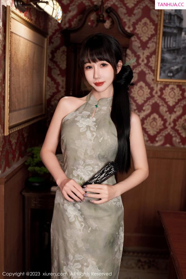 波巧酱  [XiuRen]高清写真图 2023.09.05 No.7337 波巧酱 丝袜美腿第13张图片